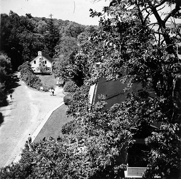 Osterhout Cottage2